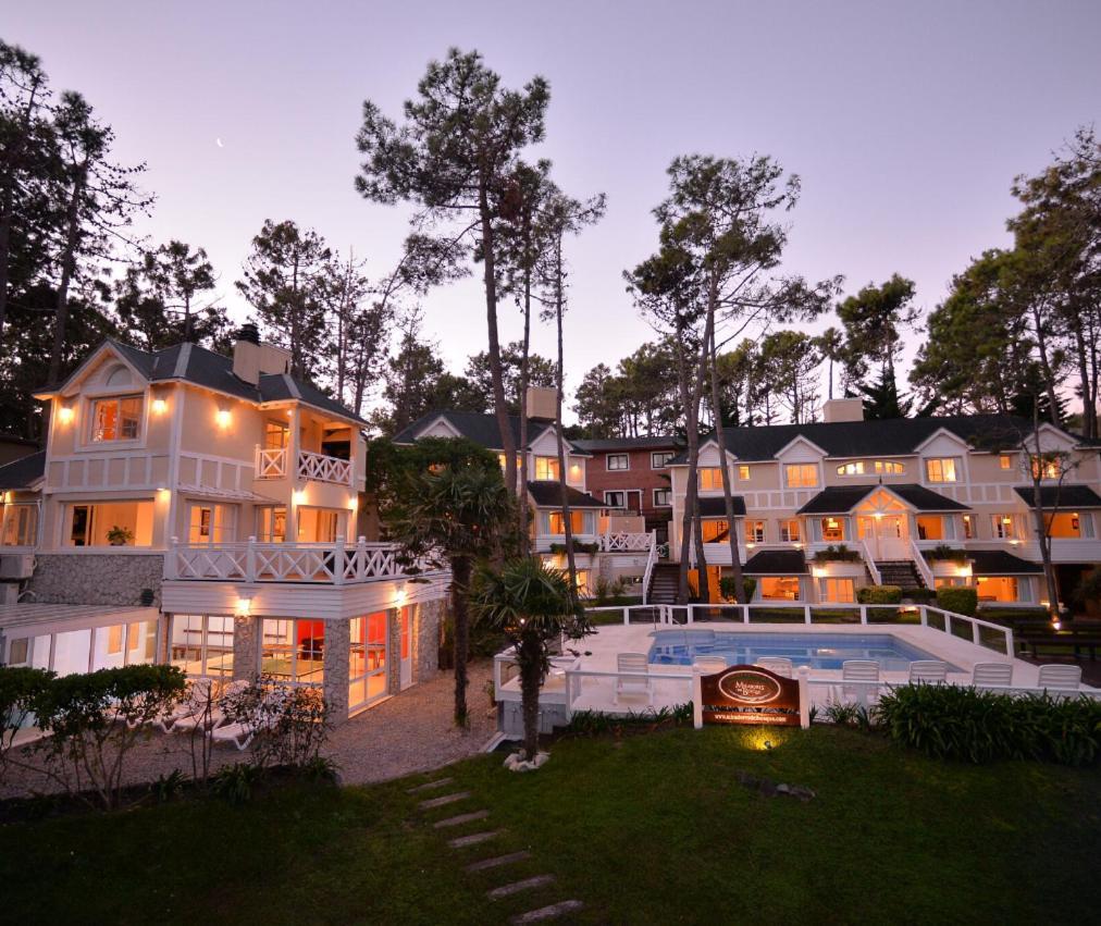 Miradores Del Bosque Apart & Spa มาร์ เด ลาส ปัมปาส ภายนอก รูปภาพ
